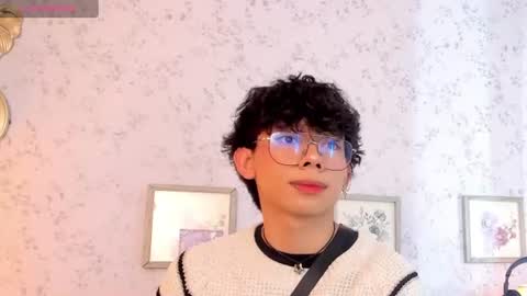 Snapshot of lyan_twink chatting on 23, 7, 2026 Lyan online show from 23, 7, 2026