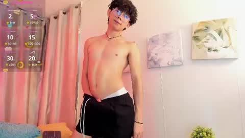 Snapshot of lyan_twink chatting on 25, 7, 2026 Lyan online show from 25, 7, 2026