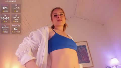 Snapshot of lyana_xz chatting on 9, 6, 2026 LYA online show from 9, 6, 2026