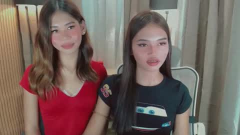Snapshot of lykaloops chatting on 14, 5, 2026 LYKA LOOPS online show from 14, 5, 2026