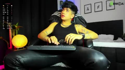 Snapshot of lylebennett_ chatting on 2, 6, 2026 Lyle Bennett Freelance Model online show from 2, 6, 2026
