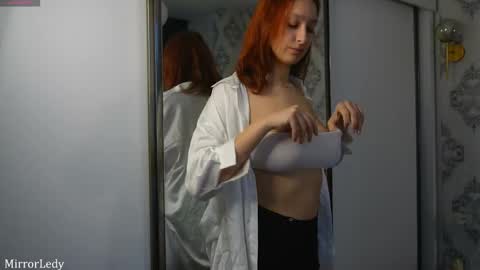 Snapshot of lylianrosse chatting on 9, 5, 2026 Lylian online show from 9, 5, 2026