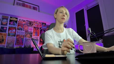 Lylith Skye NO NUDE model online show from 9, 1, 2025