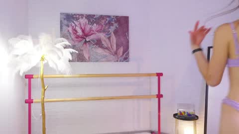 Lyly   online show from 24, 1, 2025