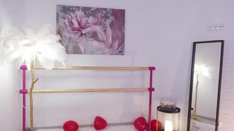 Lyly   online show from 16, 2, 2025