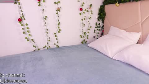 Lyly   online show from 17, 12, 2025