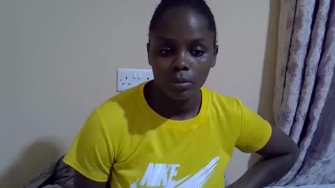 lyn_anna online show from 17, 10, 2025