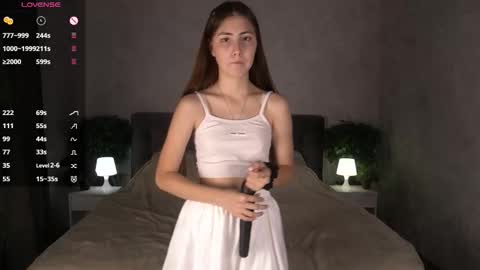 Ellie online show from 8, 9, 2025