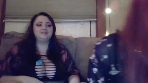 Lynn  online show from 12, 1, 2025