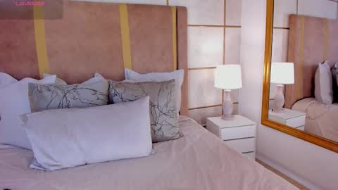 Snapshot of lyrabellini chatting on 24, 2, 2026 online show from 24, 2, 2026