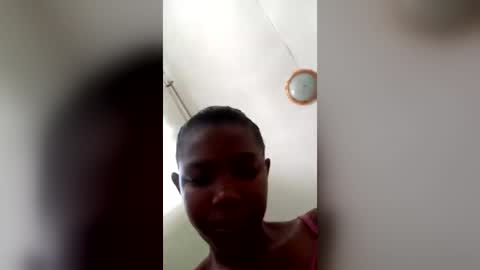 Snapshot of lywene chatting on 12, 6, 2026 lywene online show from 12, 6, 2026