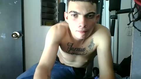 Snapshot of m0ntana777 chatting on 10, 9, 2025 m0ntana777 online show from 10, 9, 2025