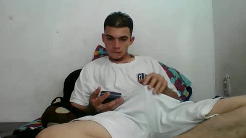 Snapshot of m0ntana777 chatting on 17, 9, 2025 m0ntana777 online show from 17, 9, 2025