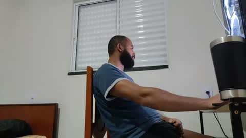 Snapshot of m0ren01995 chatting on 18, 7, 2026 m0ren01995 online show from 18, 7, 2026