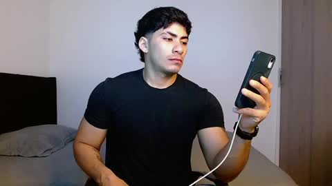 Snapshot of m1chaelx_ chatting on 8, 6, 2026 MICHAEL online show from 8, 6, 2026