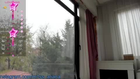 Snapshot of m1ss_ariana chatting on 11, 12, 2024 Ariana online show from 11, 12, 2024