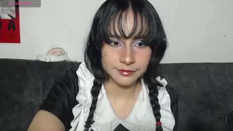 Snapshot of m4ng4b1tch chatting on 11, 9, 2025 m4ng4b1tch online show from 11, 9, 2025