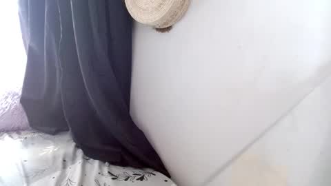 maaddy_thompson online show from 27, 3, 2026