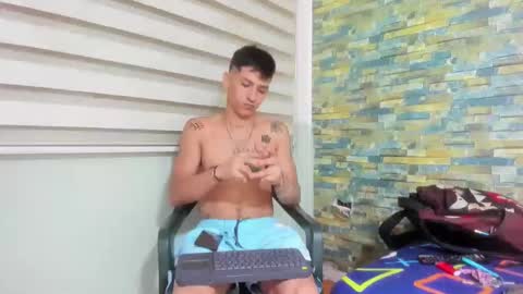 itgram pezlo josue online show from 15, 2, 2025