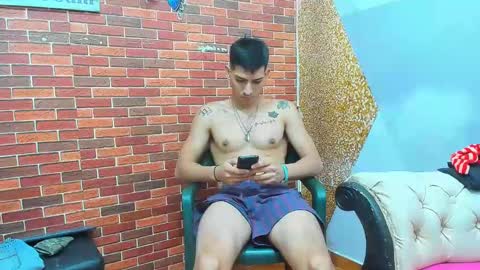 itgram pezlo josue online show from 17, 2, 2025