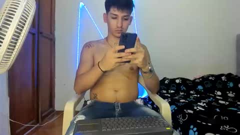 itgram pezlo josue online show from 4, 10, 2025
