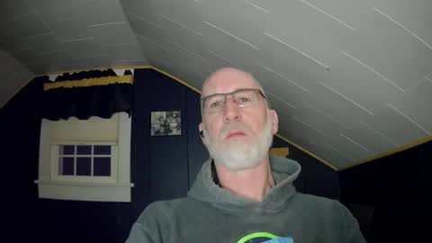 Snapshot of mac8181 chatting on 11, 1, 2025 mac8181 online show from 11, 1, 2025