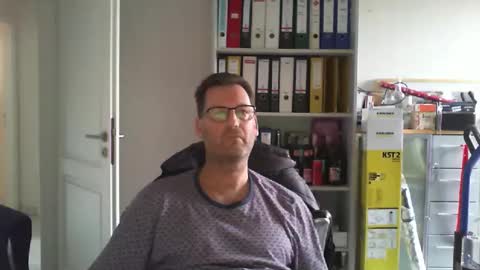 macfly67 online show from 14, 2, 2026