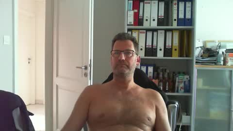 macfly67 online show from 14, 5, 2026