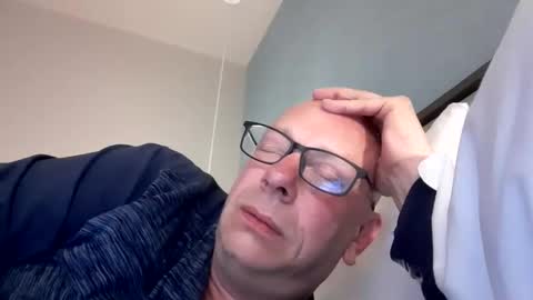 Andy online show from 11, 6, 2026