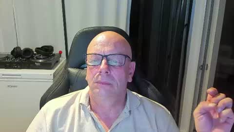 Andy online show from 13, 7, 2026