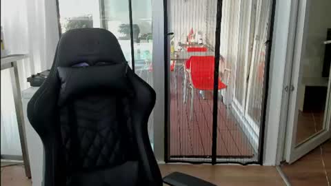 Andy online show from 28, 7, 2026