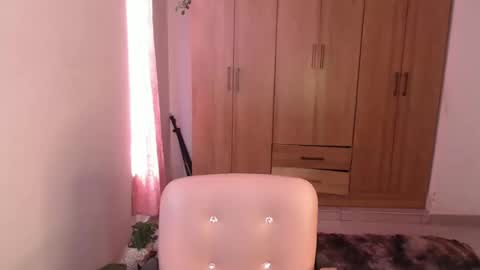 Snapshot of machissex chatting on 3, 2, 2025 machissex online show from 3, 2, 2025