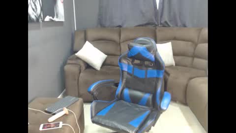 Snapshot of machissex chatting on 23, 9, 2025 machissex online show from 23, 9, 2025