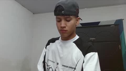 Snapshot of macho_dom chatting on 24, 10, 2025 MACHO DOMINANTE online show from 24, 10, 2025