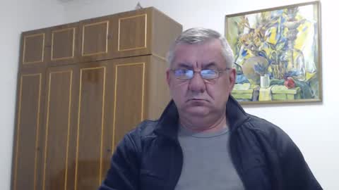 Snapshot of machomale3 chatting on 2, 1, 2025 Macho online show from 2, 1, 2025
