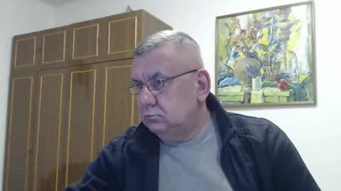 Snapshot of machomale3 chatting on 7, 1, 2025 Macho online show from 7, 1, 2025
