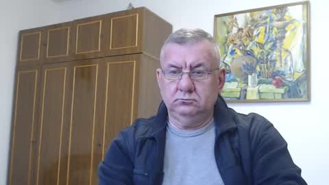 Snapshot of machomale3 chatting on 8, 1, 2025 Macho online show from 8, 1, 2025