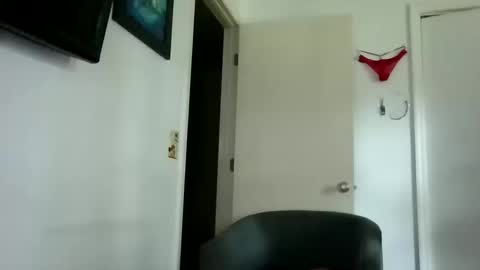 mackdocc001 online show from 19, 10, 2025