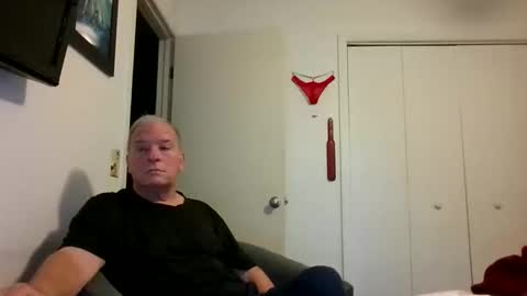 mackdocc001 online show from 11, 4, 2026