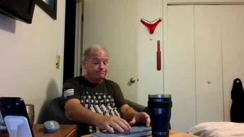mackdocc001 online show from 26, 6, 2026