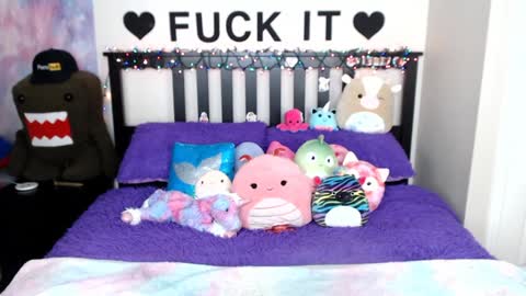 Mackenzie Wolfe online show from 17, 12, 2024