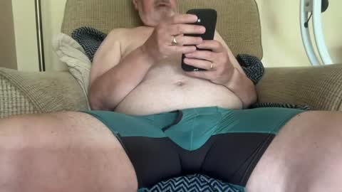 Snapshot of mad4itstill chatting on 18, 6, 2026 Ivor online show from 18, 6, 2026