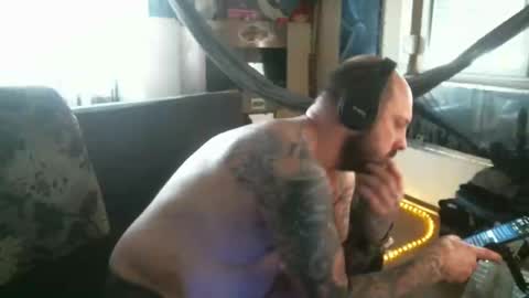 Manuel online show from 27, 2, 2025