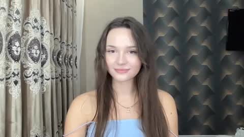 Snapshot of madalenesnedeger chatting on 25, 9, 2025 Alexa online show from 25, 9, 2025