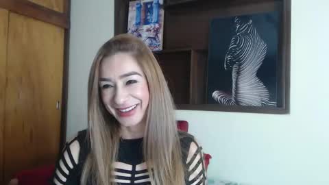 Snapshot of madam_dali chatting on 4, 3, 2025 Dalila online show from 4, 3, 2025