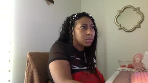 Snapshot of madam_glam chatting on 8, 7, 2026 madam_glam online show from 8, 7, 2026