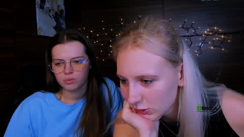 Snapshot of madam_ulis chatting on 30, 1, 2025 Ulis online show from 30, 1, 2025