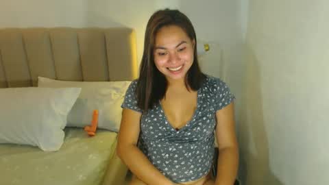 Snapshot of madame_ivy chatting on 18, 6, 2026 Ivy online show from 18, 6, 2026