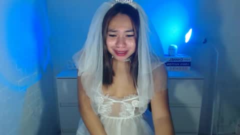 Snapshot of madame_ivy chatting on 8, 7, 2026 Ivy online show from 8, 7, 2026