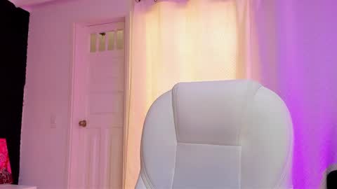  madame lilith  online show from 3, 2, 2025